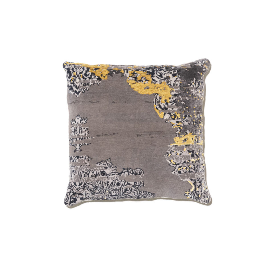 LOVE_PILLOW